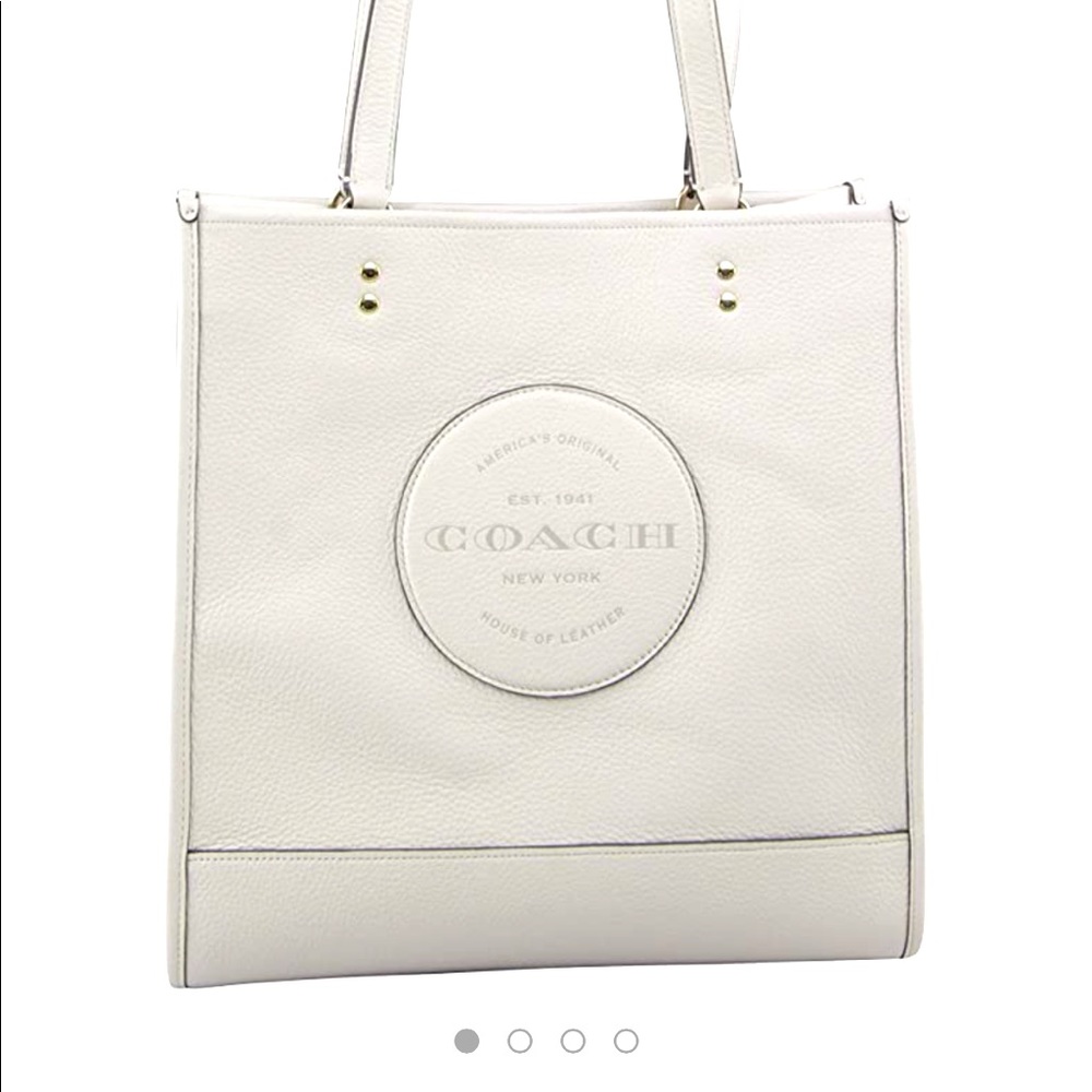 Coach Dempsey tote in cream